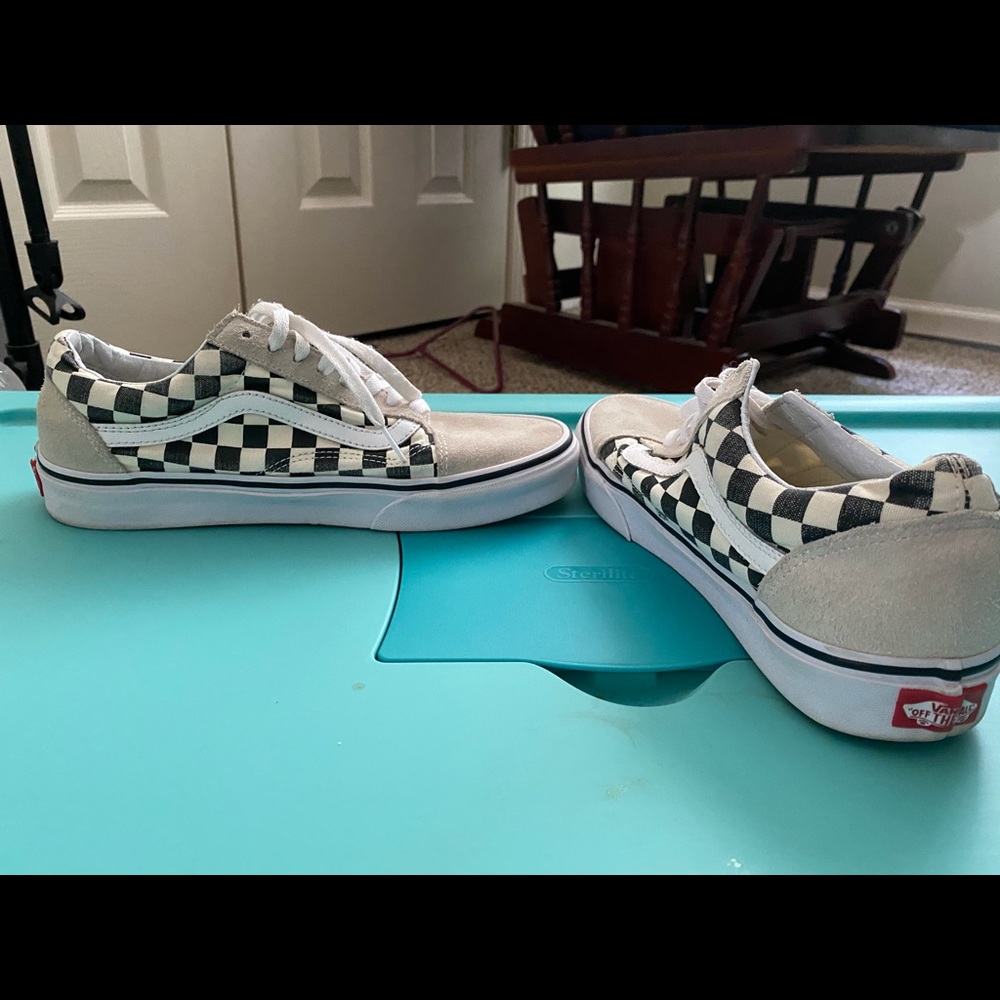 Tan Checkered VANS - Picture 2 of 4